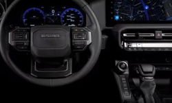 Head Up Display “(HUD)”